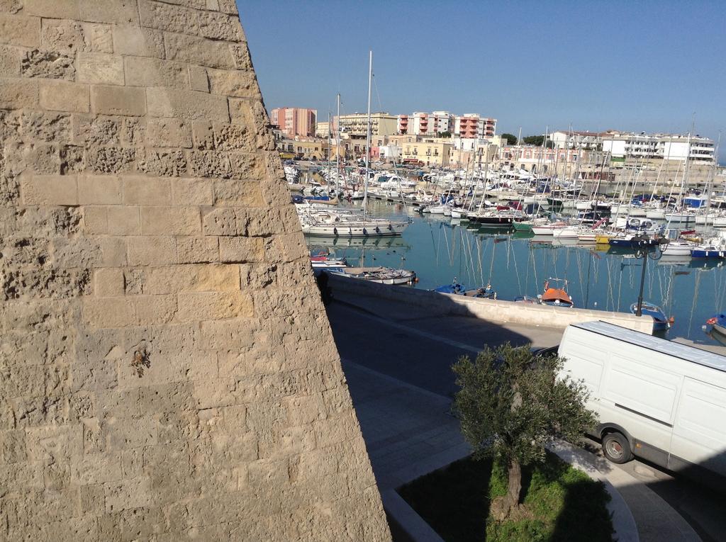 B&B Al Porto Bisceglie Exterior foto